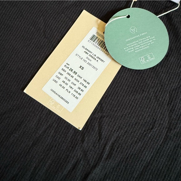 NWT MAMALICIOUS BLACK LONG SLEEVE FITTED CREWNECK RIBBED MATERNITY DRESS SIZE XS - Picture 8 of 8